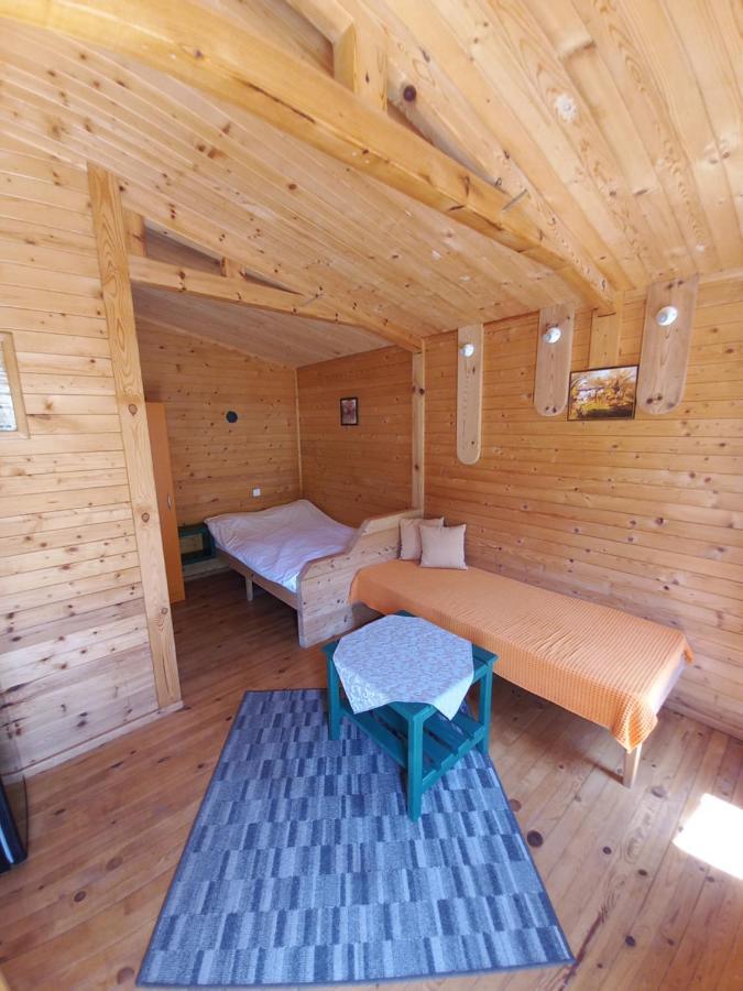 Вилно Селище Мировец Maluk Izvor  エクステリア 写真