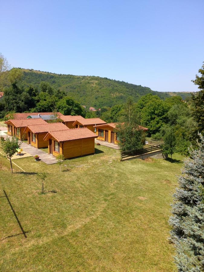 Вилно Селище Мировец Maluk Izvor  エクステリア 写真
